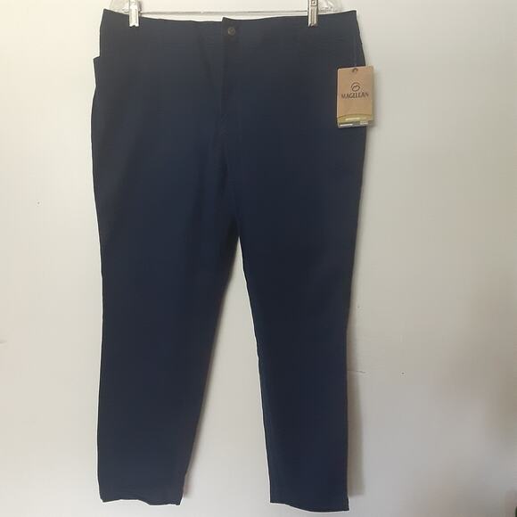 Magellan Pants Womens Size 16 Blue Adventure Gear Willow Creek Stretch Twill EUC - Picture 1 of 10